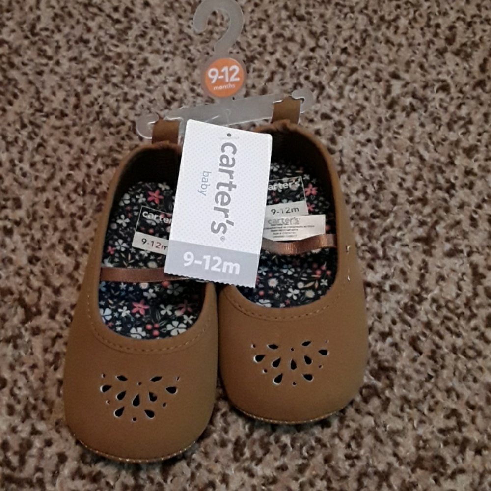 🛍Carter's brown infant shoes